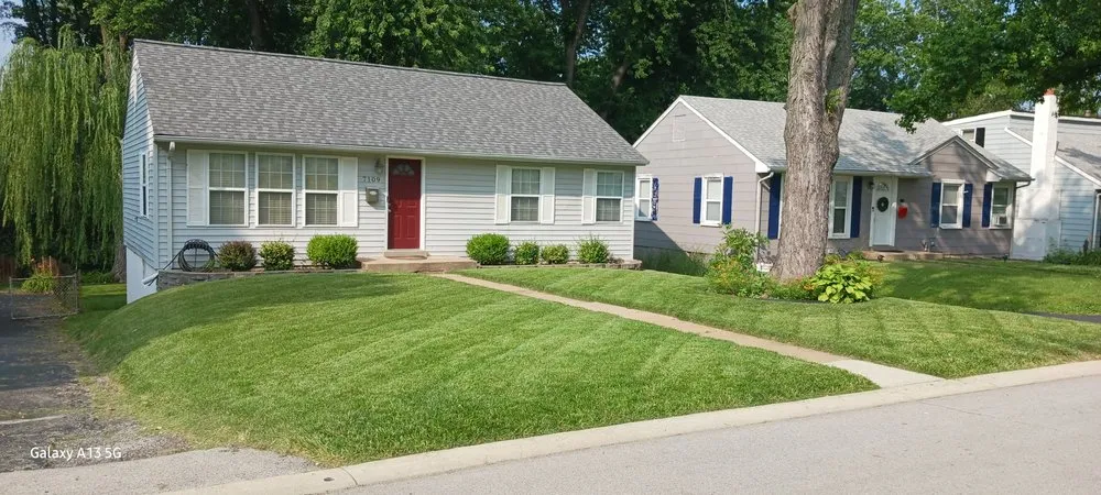 Local landscaping services for homes across Saint Louis, MO - 2 Can Do Lawncare