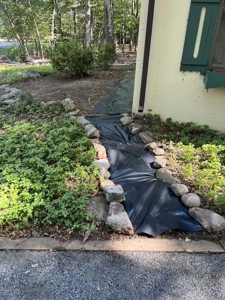 Custom outdoor landscaping in Wurtsboro, NY - 2 Daughters Enterprises