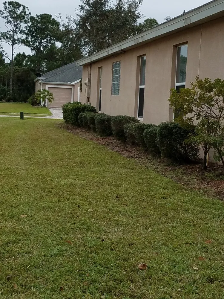 Affordable landscape design in Palm Bay, FL - 2 Dimensions Complete Lawn and Tree Maintenance