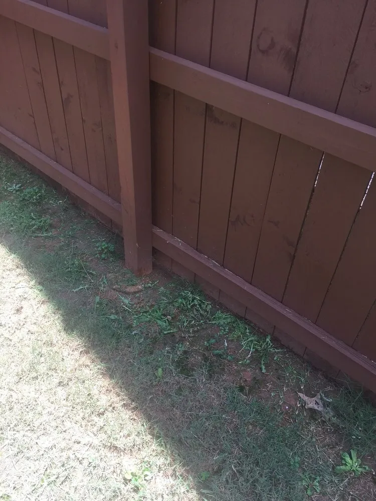 Local lawn care service in Snellville, GA - 2 Good Fellas Lawncare