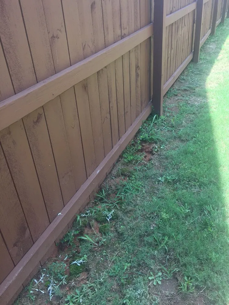 Reliable lawn care service experts serving Snellville, GA - 2 Good Fellas Lawncare