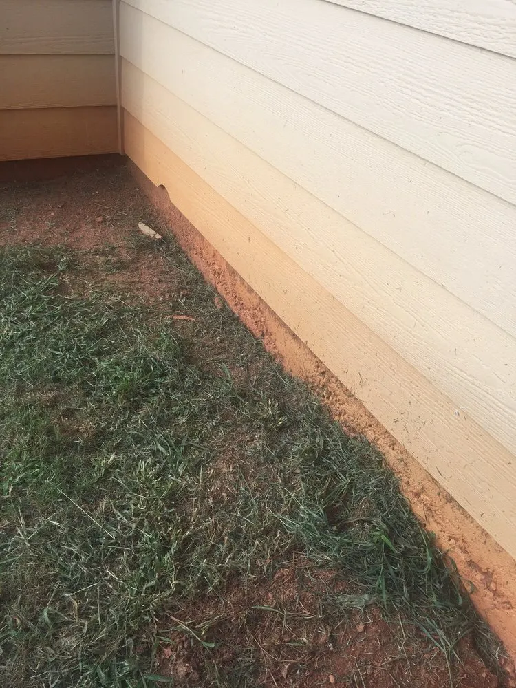 Top-rated yard maintenance in Snellville, GA by 2 Good Fellas Lawncare