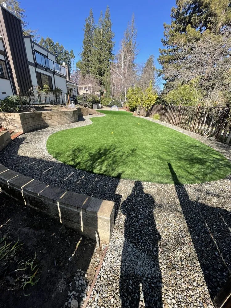 Local garden landscaping near you in Sunnyvale, CA by 2 Green Landscaping & Maintenance
