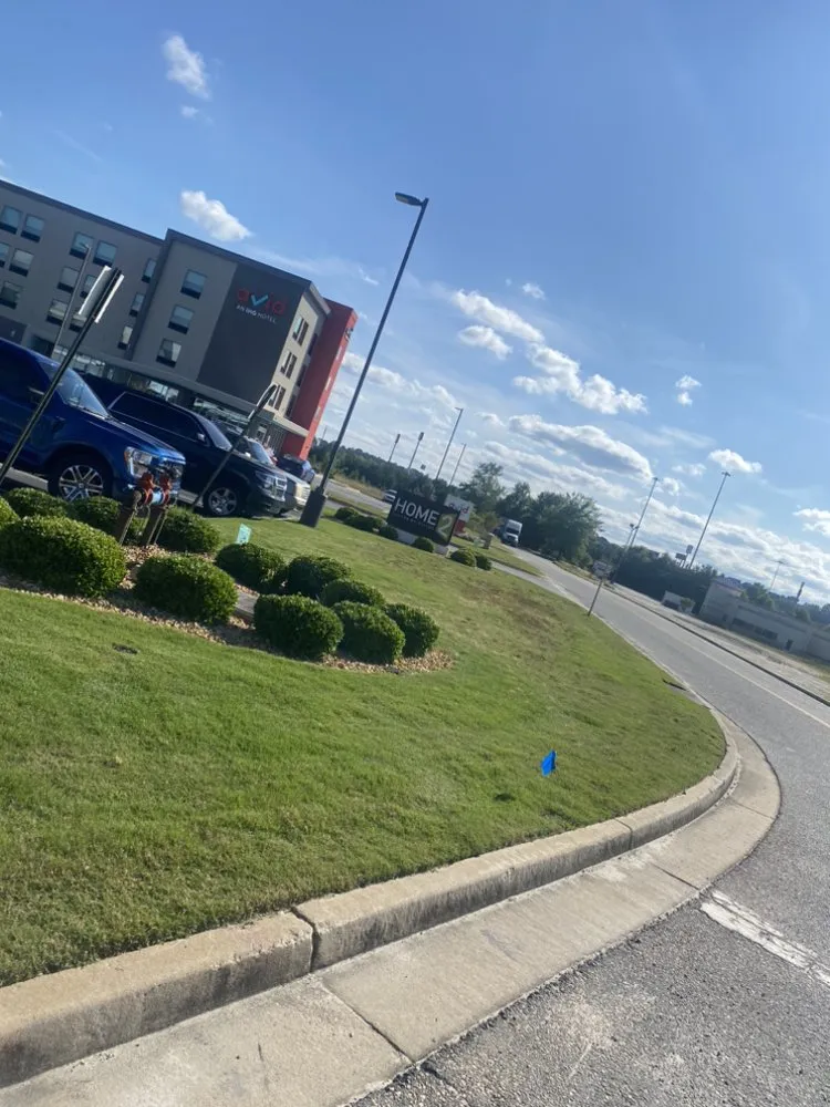 Trusted outdoor landscaping in Macon, GA - 2 Gus's Landscaping