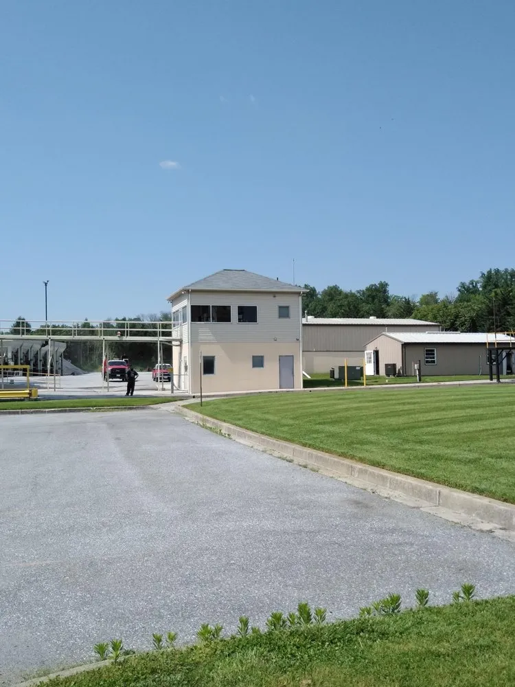 Top-rated lawn mowing service in Nags Head, NC by 2 Guys & A Truck