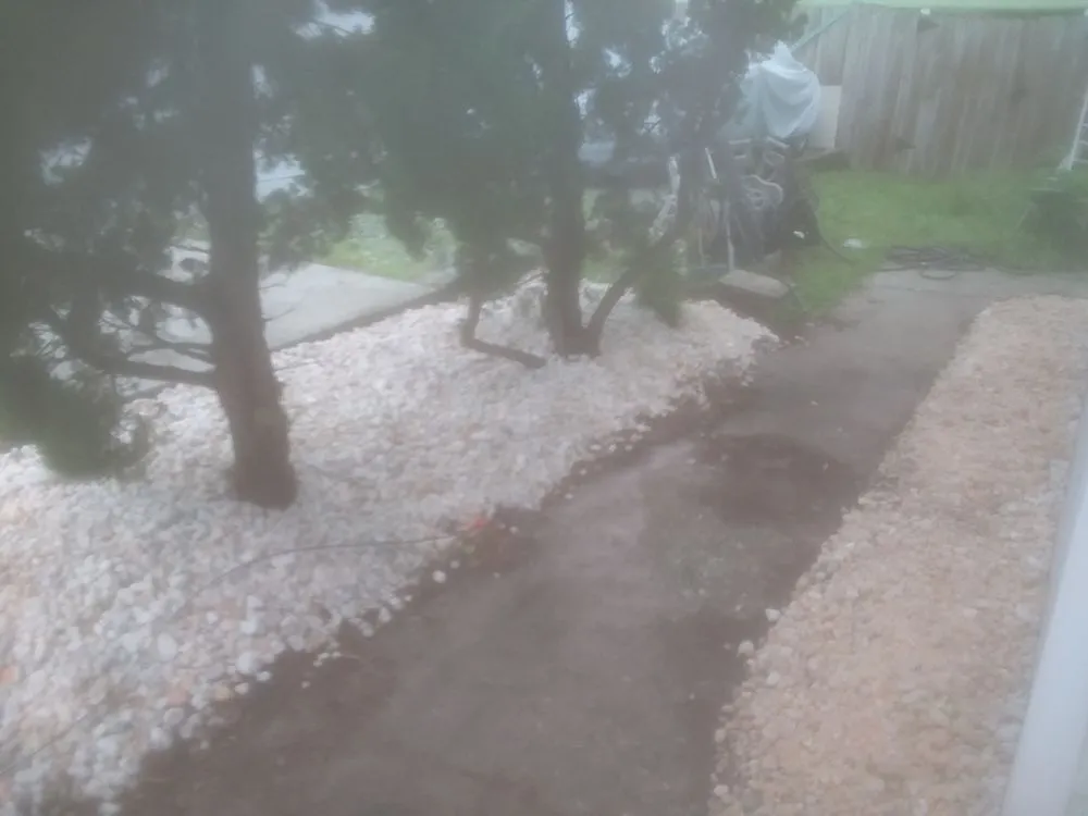 Reliable landscaping services near you in Wilmington, NC by 2 Guyz Hauling Services