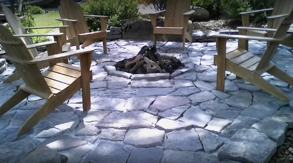 Professional landscape installation experts serving Noel, MO - 2 J's & Sons