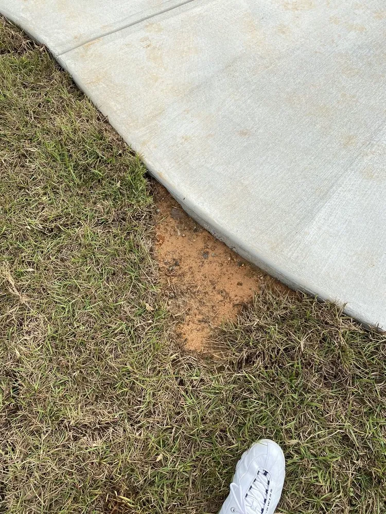 Top-rated landscape design experts serving Summerdale, AL - 2 Lawn Crew