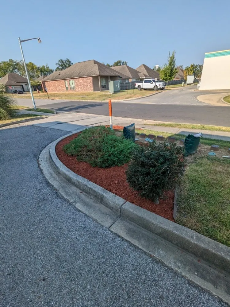 Affordable landscaping services in Scott, LA - 2 Live Krew Lawn Care