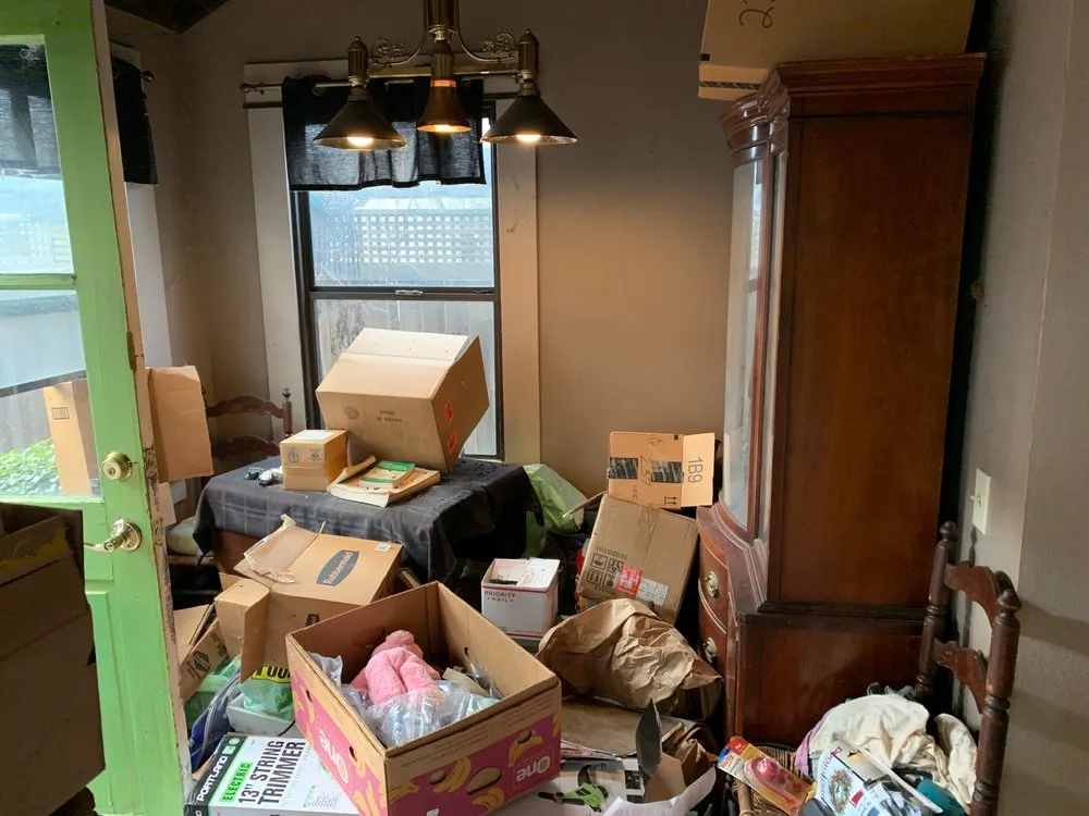 Local residential landscaping in San Luis Obispo, CA - 2 Mexicans Junk Removal