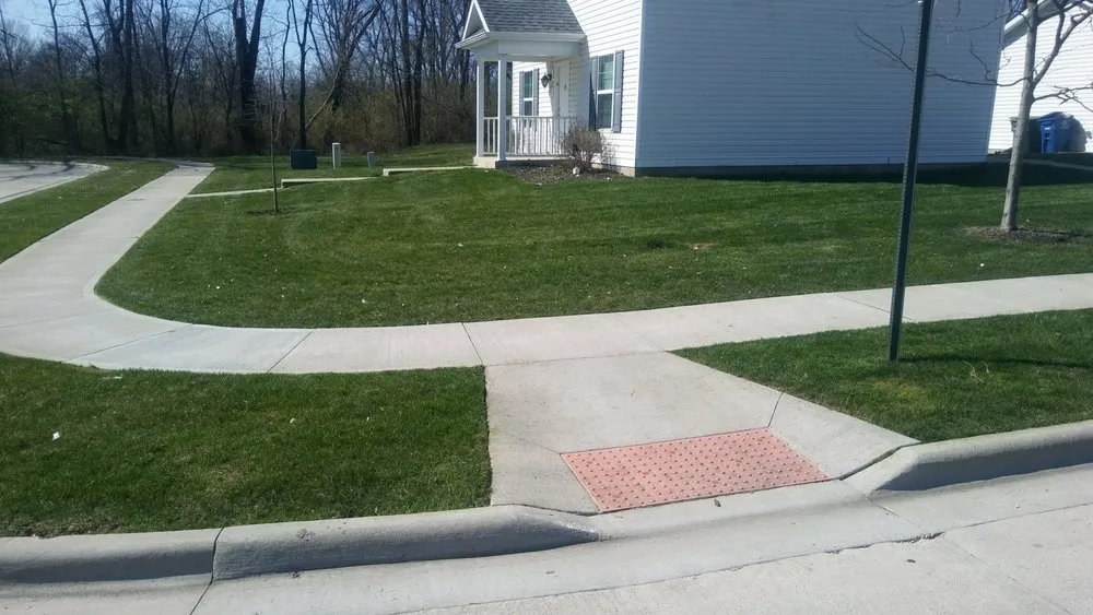 Custom landscaping services in Columbus, OH by 2 Neighbors & a Lawnmower
