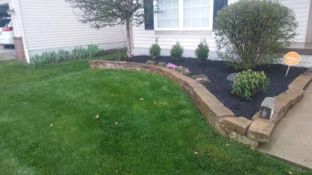 Reliable landscape design for beautiful yards in Columbus, OH by 2 Neighbors & a Lawnmower