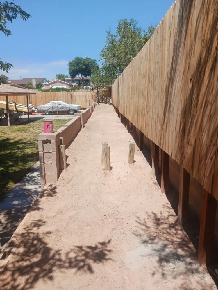 Expert lawn mowing service experts serving Albuquerque, NM - 2 Neighbors Work