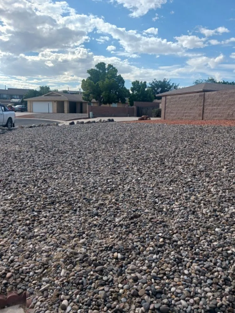 Local garden landscaping in Albuquerque, NM - 2 Neighbors Work
