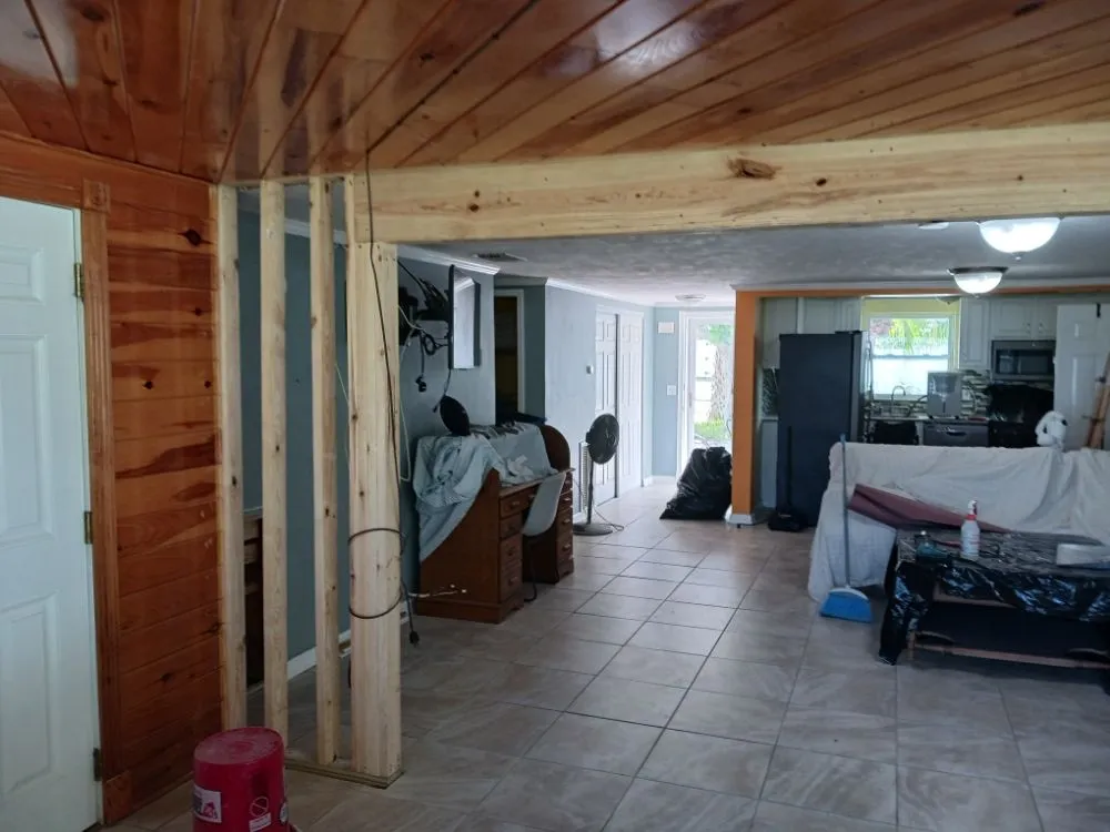 Reliable landscaping services in Sarasota, FL by 2 No Limit Handyman Services