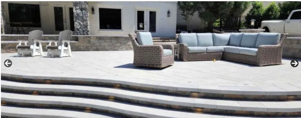 Expert lawn mowing service for residential properties across Richmond, VA - 2012 Southside Landscaping