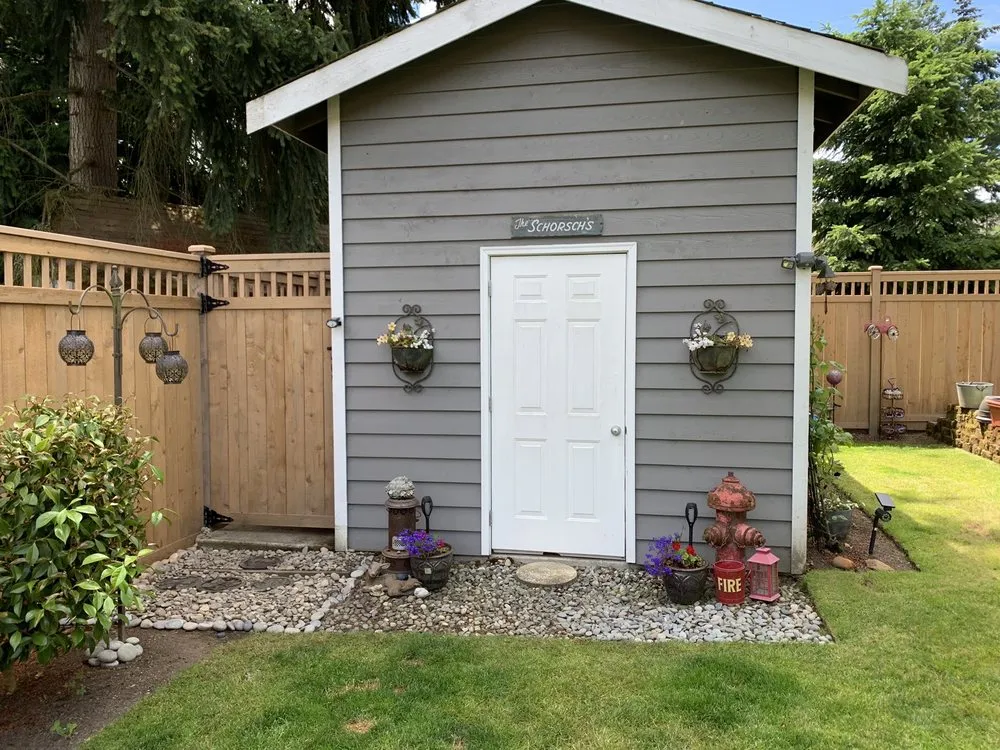 Local outdoor landscaping experts serving Renton, WA - 206 Fencing