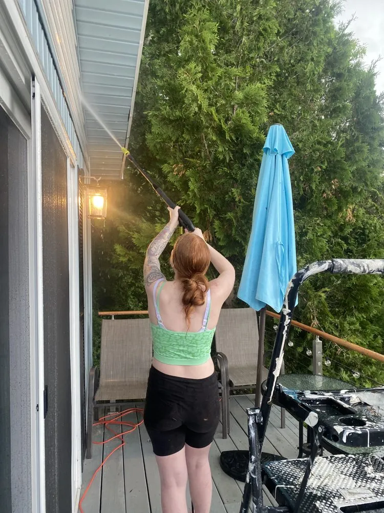 Local lawn care service for homes across Leeds, ME - 207 Housekeeping