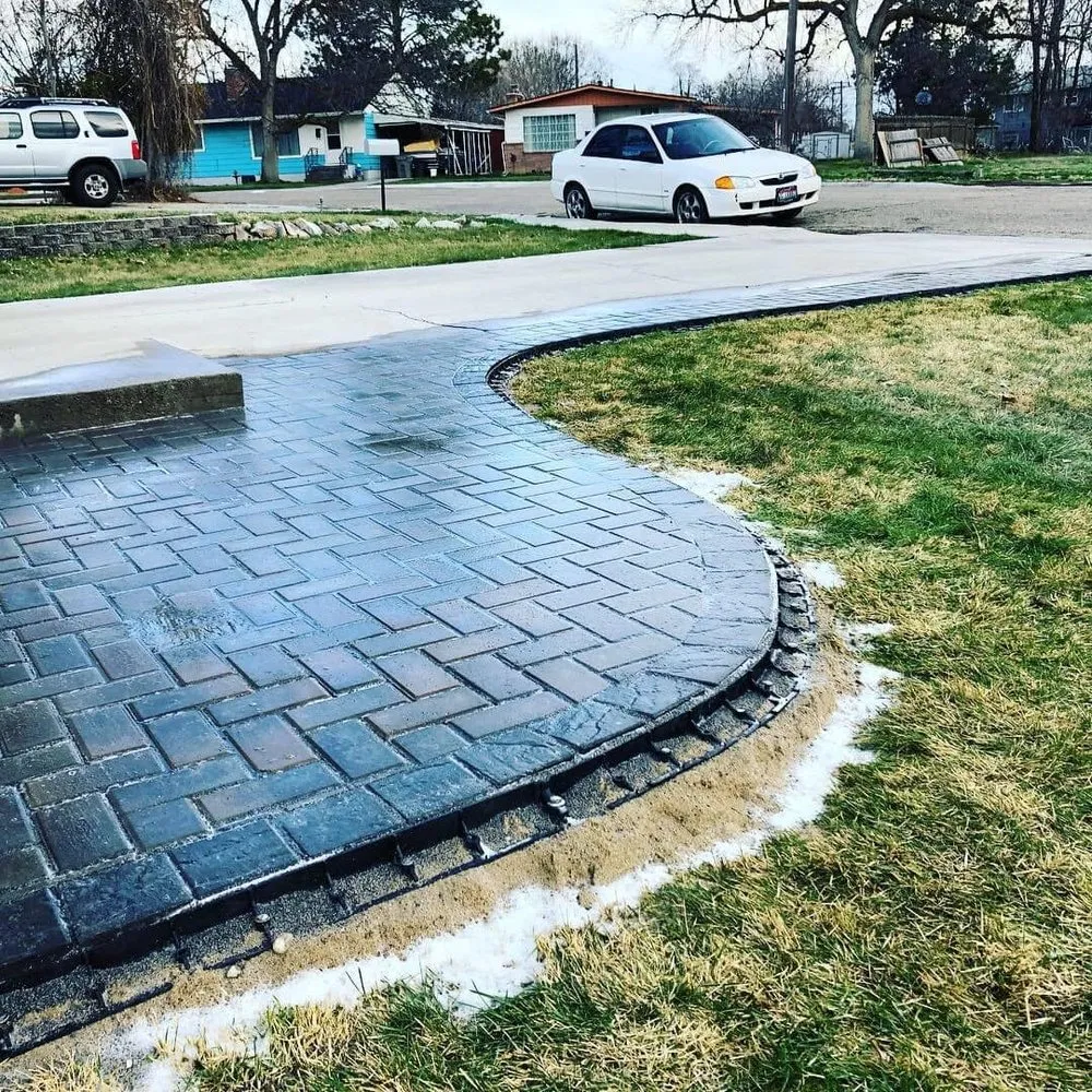 Affordable residential landscaping with custom design in Garden City, ID by 208 Specialties