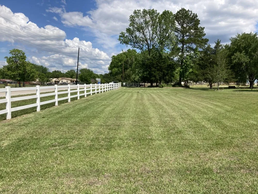 Custom landscaping services near you in Huffman, TX by 2100 Lawn Cutters