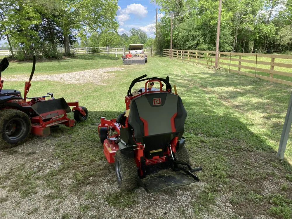 Reliable landscape design for year-round maintenance across Huffman, TX - 2100 Lawn Cutters