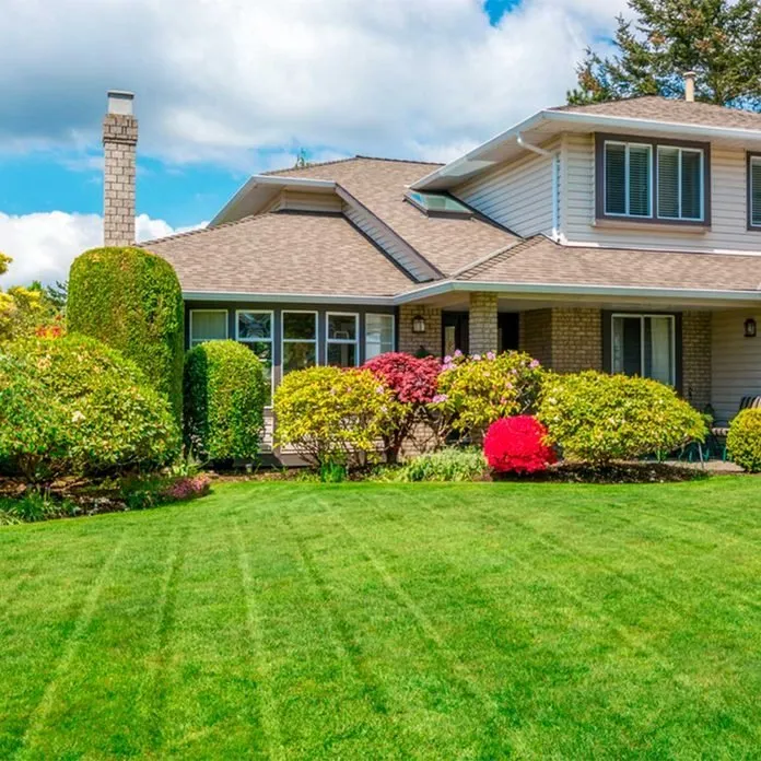 Professional lawn mowing service for homes in Solon, OH by 216 Landscaping