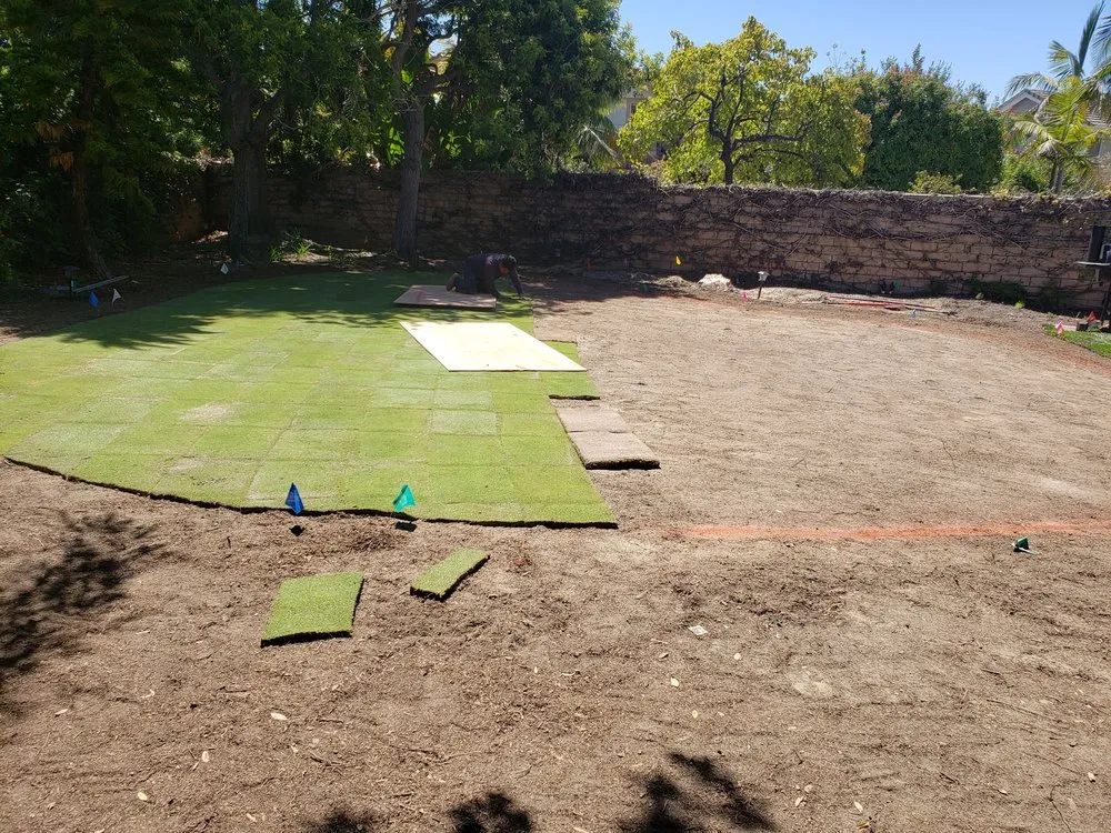 Trusted lawn care service with custom design in Newbury Park, CA by 24 Kt Green