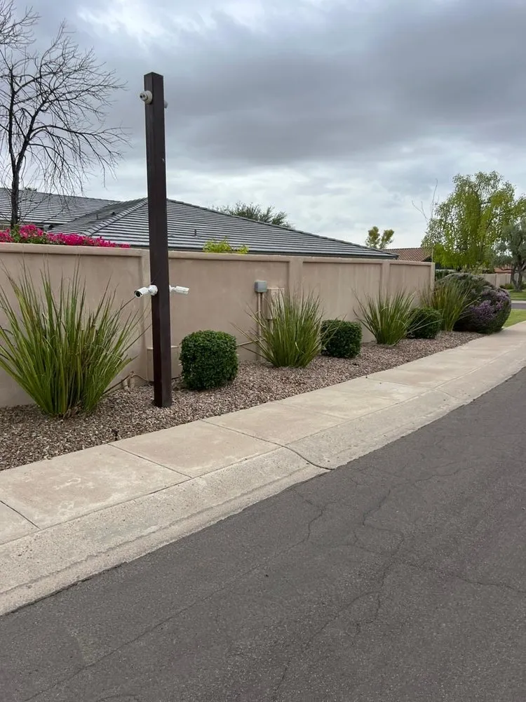 Custom lawn mowing service experts serving Phoenix, AZ - 24/7 Landscape Services