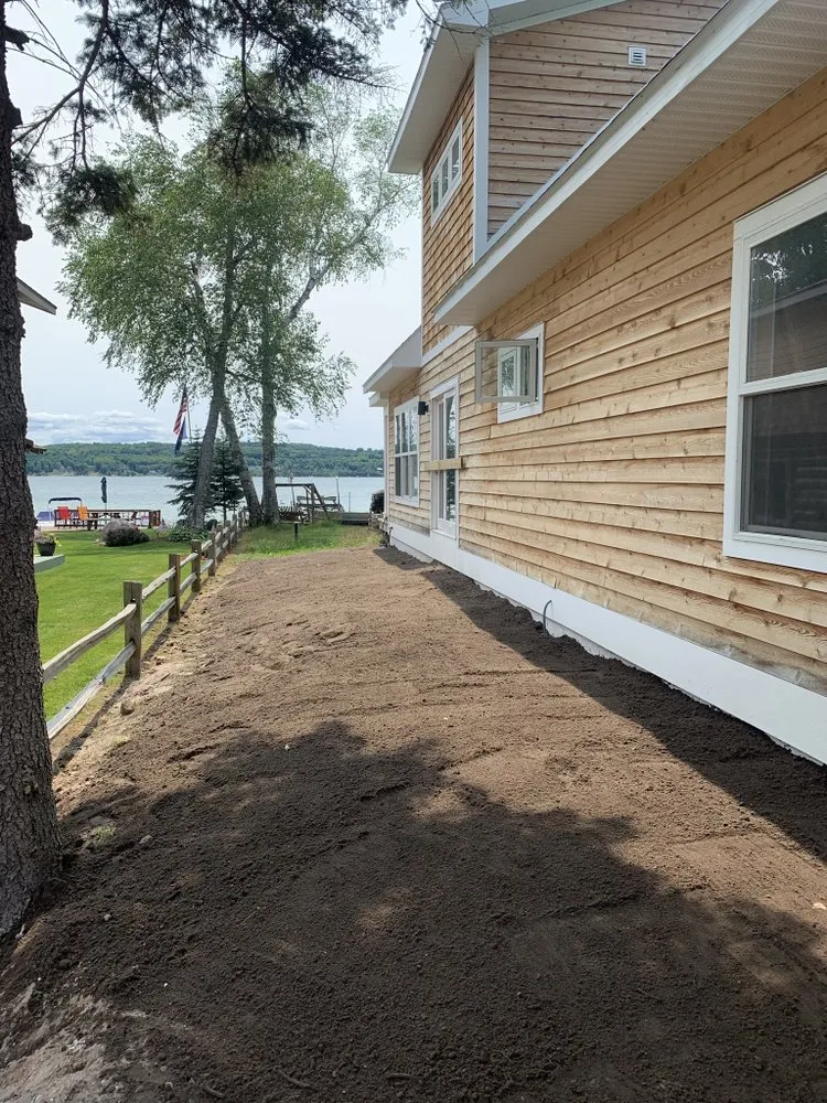 Top-rated yard cleanup service in Lake Linden, MI - 26 Michi Home Services