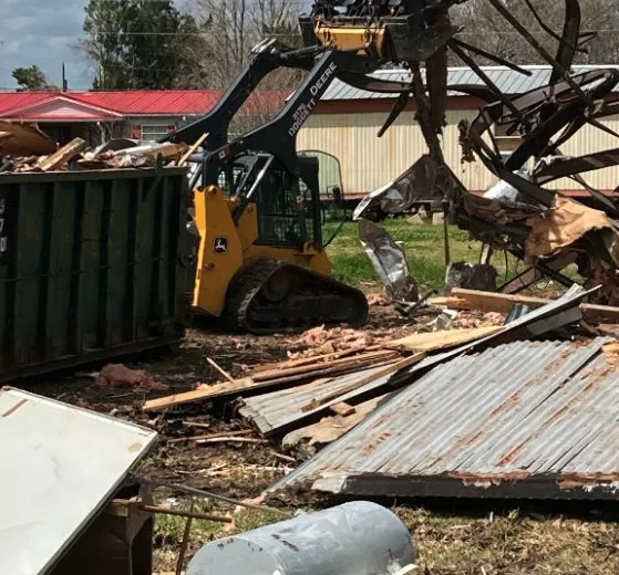 Reliable lawn mowing service with custom design across Raceland, LA - 28 Blue Construction