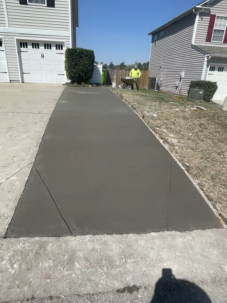 Reliable lawn care service in West Columbia, SC by 286 Landscaping and Concrete Solutions