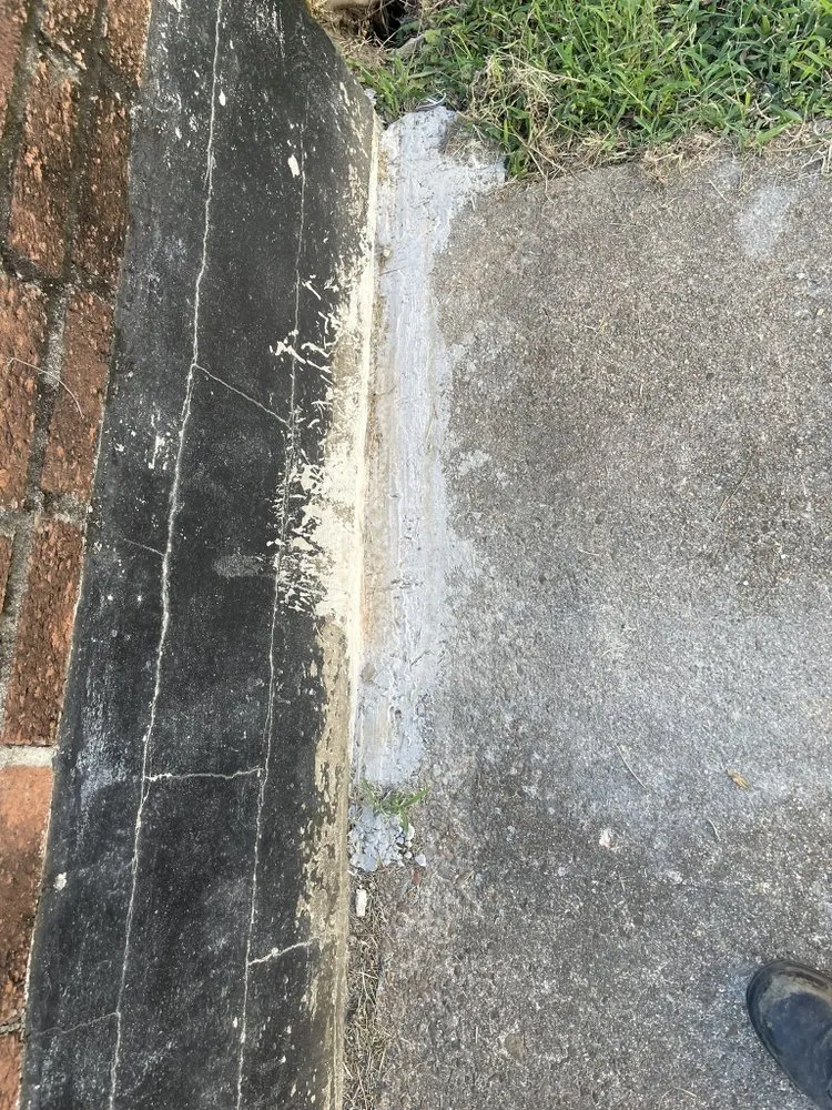 Affordable yard cleanup service in Memphis, TN by 2Certified The Enterprise