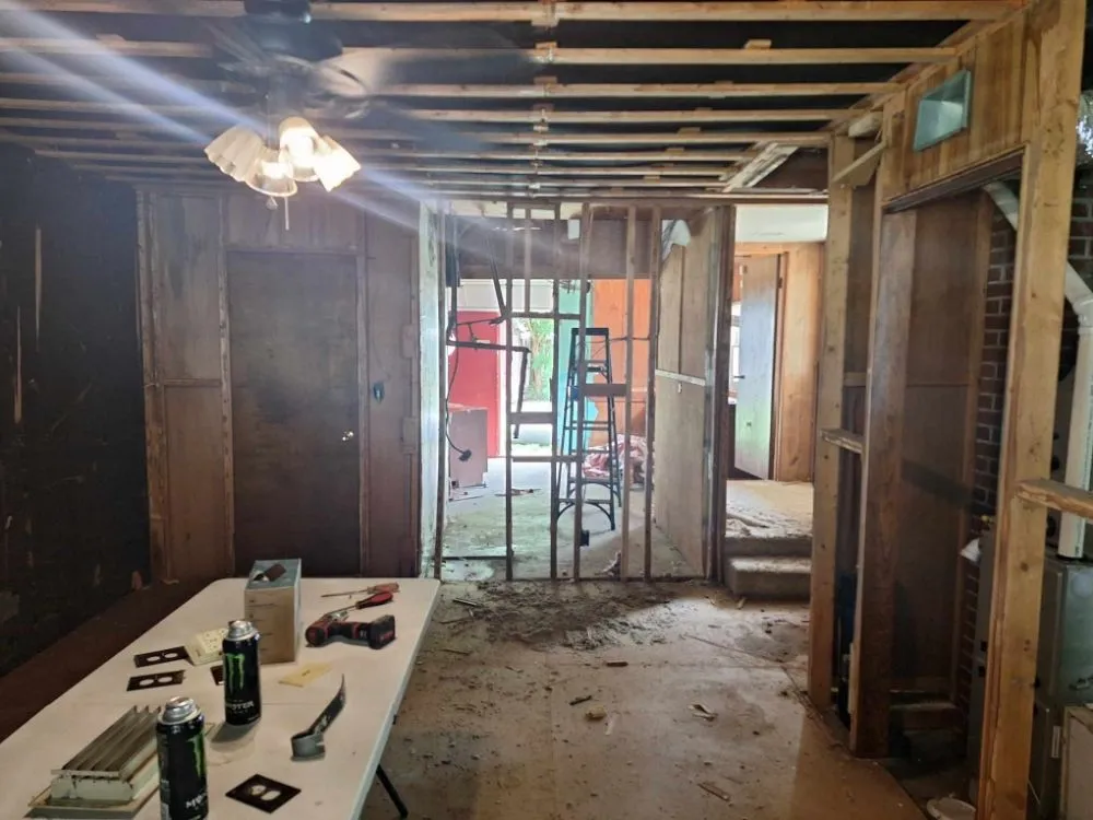 Top-rated lawn mowing service in Evansville, IN - 2Dudes 1Chick Lawn Services