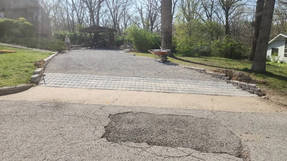 Reliable lawn care service in Birch Tree, MO - 2Feather Contracting