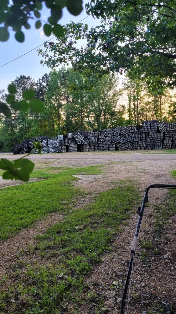 Local landscape installation for year-round maintenance in Stamps, AR by 2G's Mowing