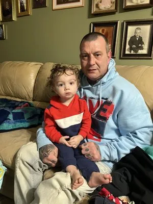 2nd Chance lawn care Logo