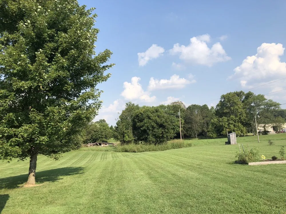 Local yard maintenance for year-round maintenance across Oakland, KY - 2nd To None Lawncare