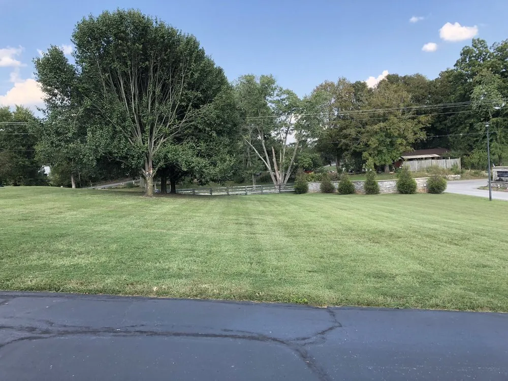 Local landscape design in Oakland, KY - 2nd To None Lawncare