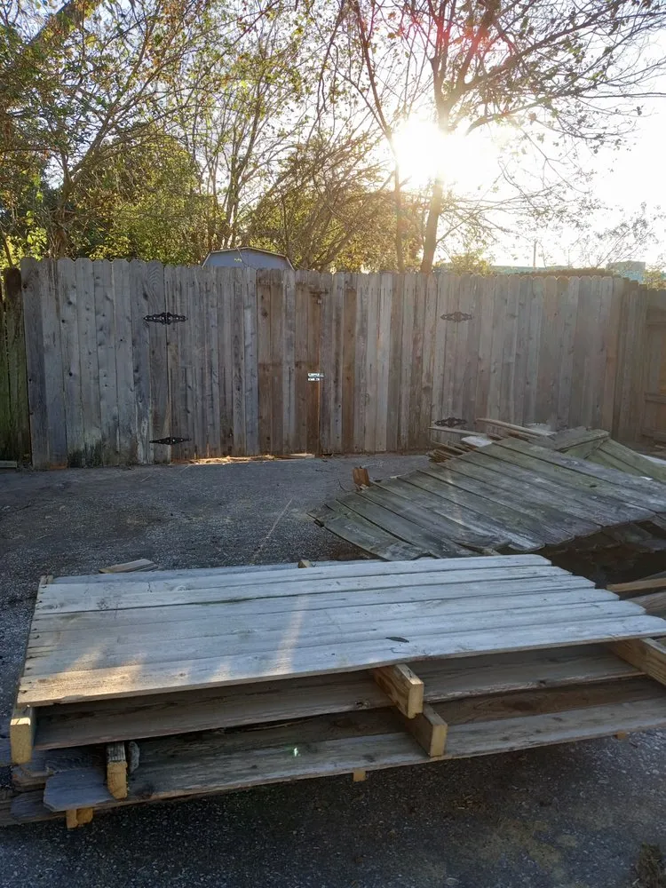 Local yard maintenance experts serving Mont Belvieu, TX - 2Neww Beginningz Handyman Services