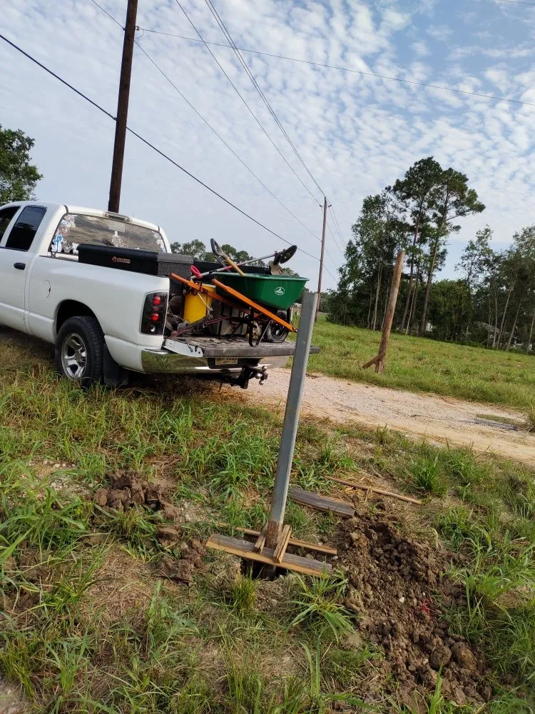 Expert landscape installation experts serving Mont Belvieu, TX - 2Neww Beginningz Handyman Services