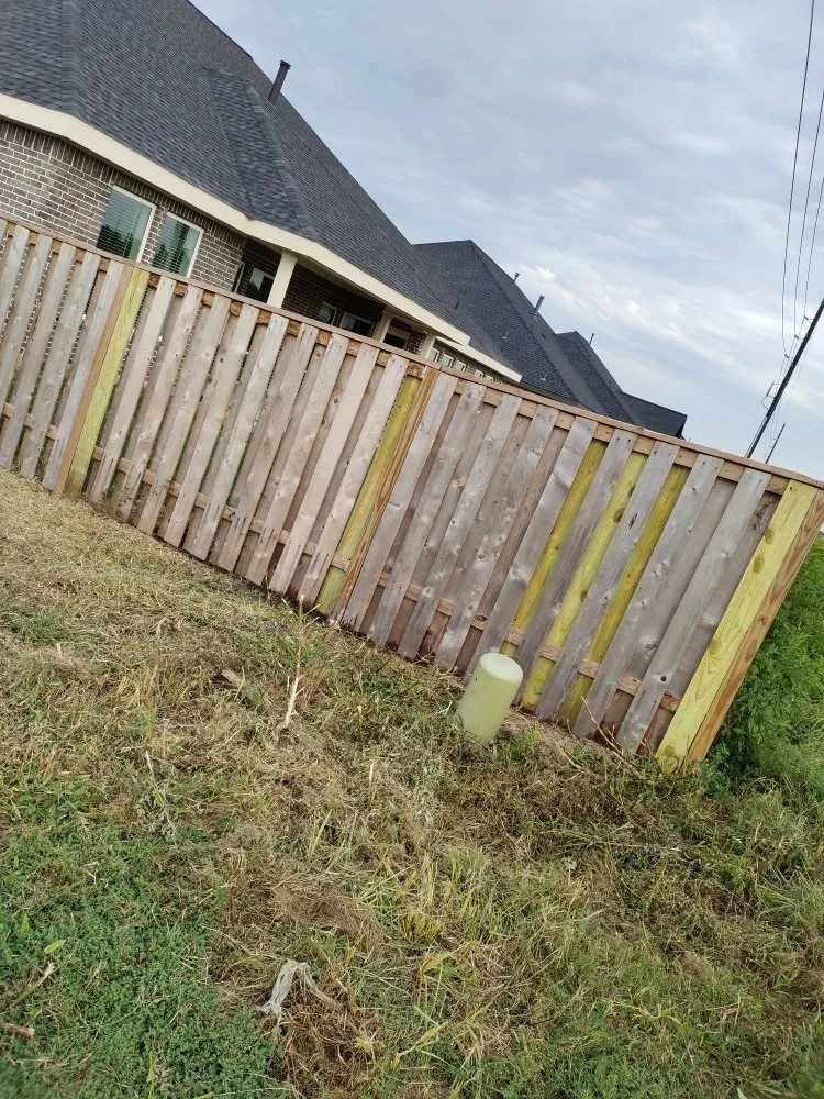 Expert garden landscaping in Mont Belvieu, TX by 2Neww Beginningz Handyman Services