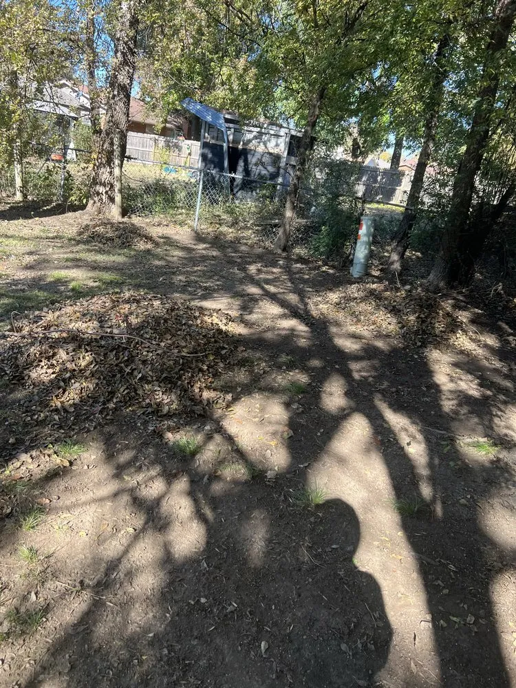 Trusted yard cleanup service for residential properties across Broken Arrow, OK - 2way pros