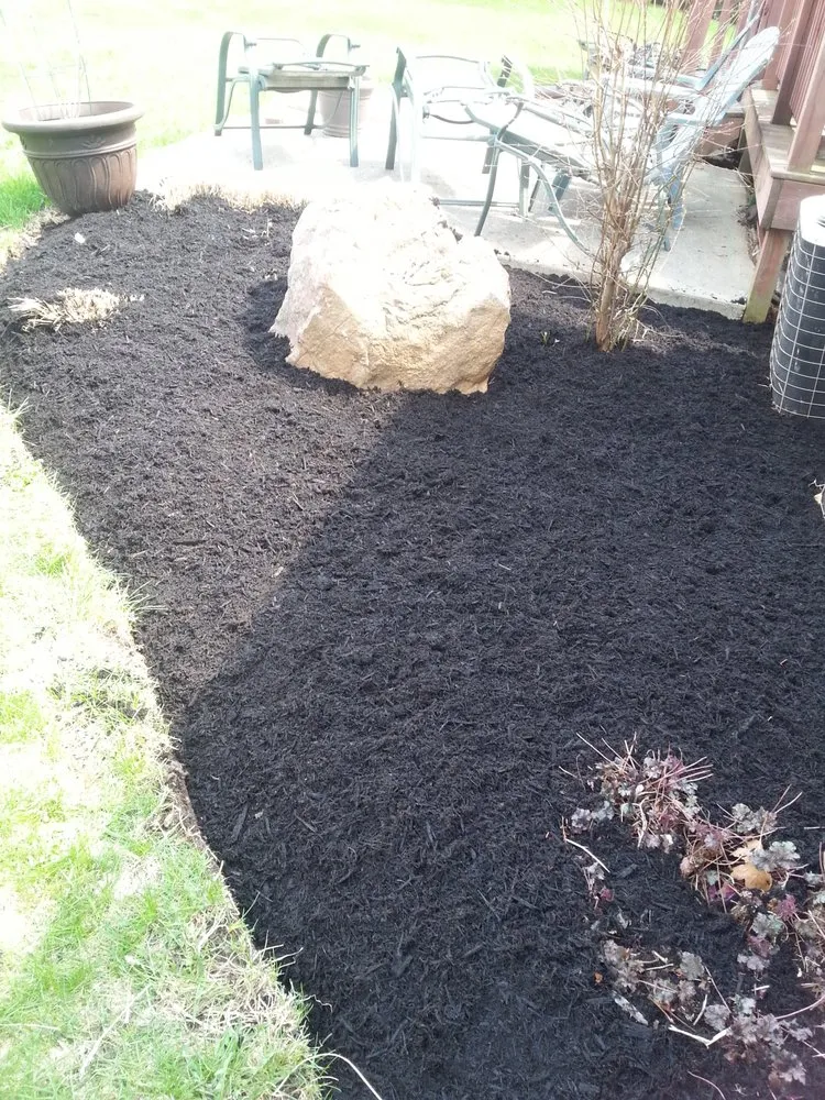 Expert lawn mowing service in Lawrence, IN - 3 Amigos Landscaping