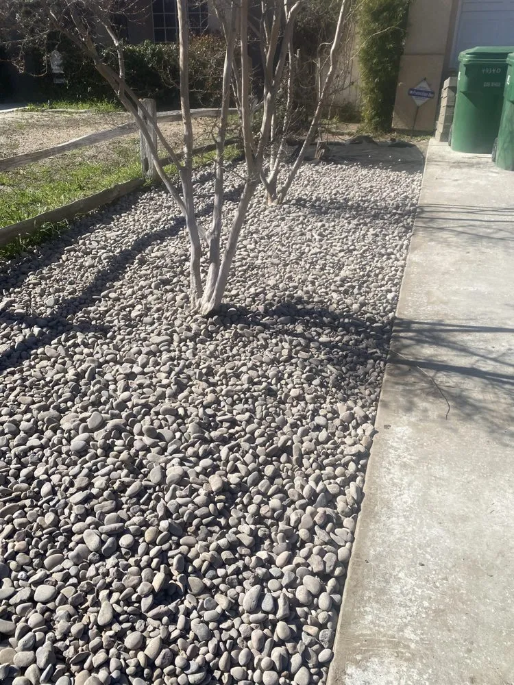 Affordable yard cleanup service for residential properties across Lake Elsinore, CA - 3 A’s Landscaping