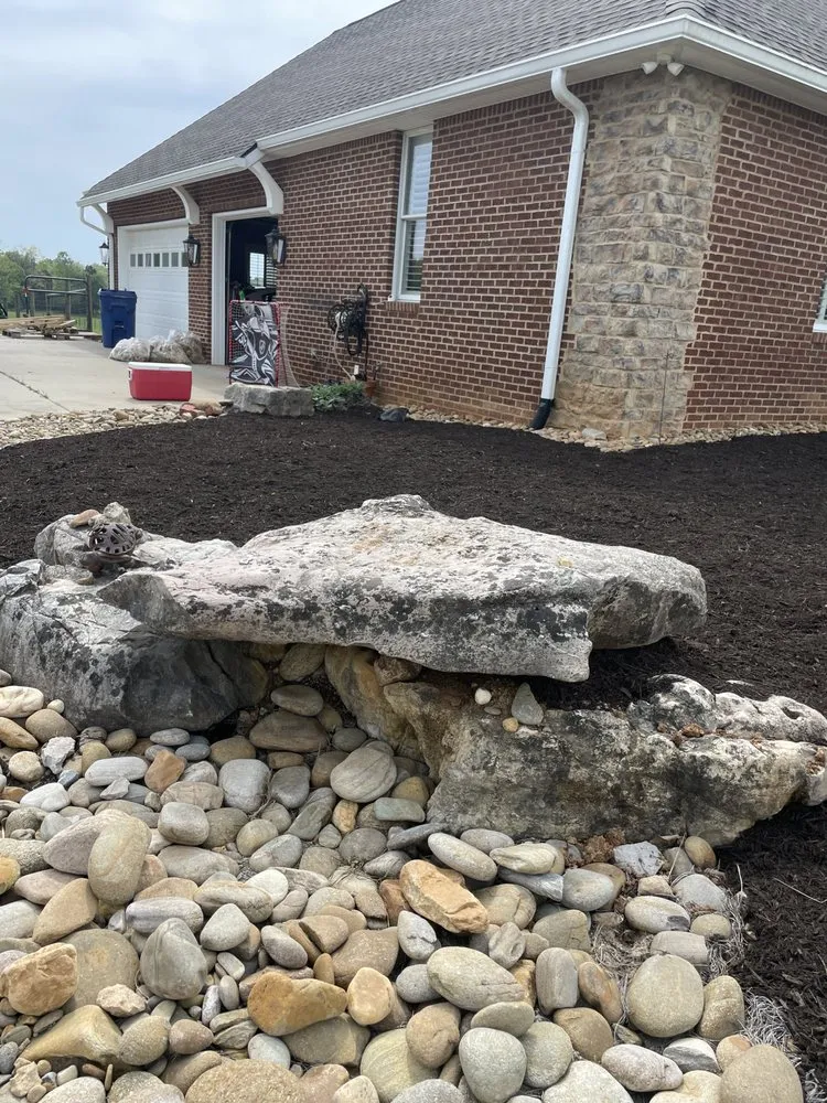 Reliable landscaping services experts serving Lenoir City, TN - 3 Brothers Landscape And Hardscape