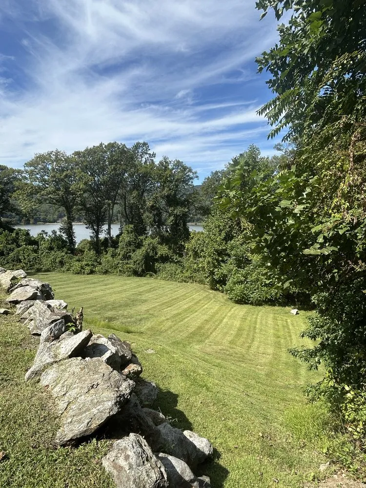 Professional garden landscaping in Peekskill, NY by 3 Brothers Landscaping