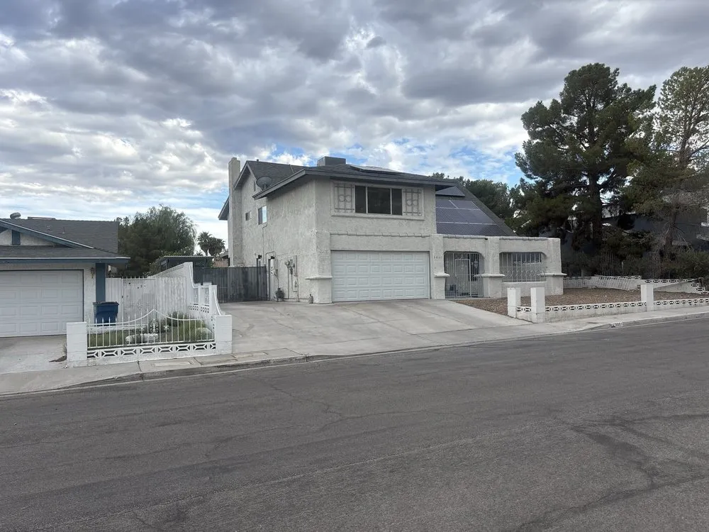 Affordable landscape design in Henderson, NV by 3 Brothers Tree Service