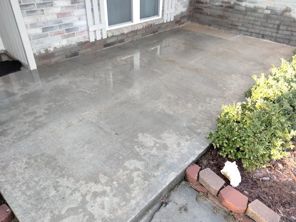 Custom yard maintenance experts serving Moore, OK - 3 Cross Wash & Services