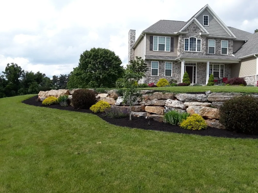 Top-rated landscaping services experts serving Newville, PA - 3-D Lawn Care