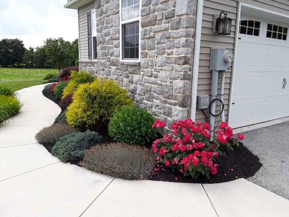 Affordable yard maintenance in Newville, PA - 3-D Lawn Care